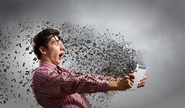 Карпин о национальном виде спорта: Футболом занимаются больше он более доступный. Для хоккея нужно намного больше он стоит дороже